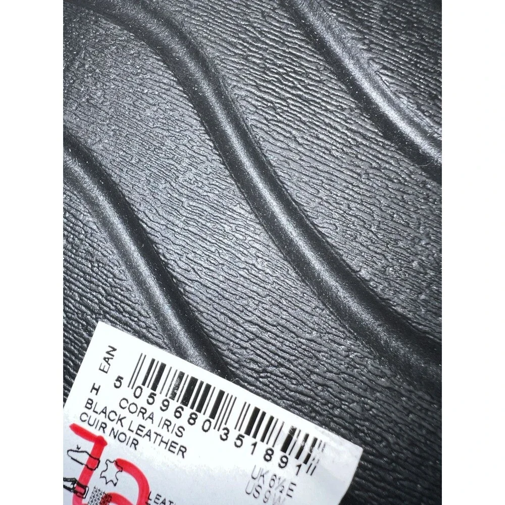 Clarks Cora Iris Loafer womens US Sz 9 Wide Black Leather Slip On Cushioned New